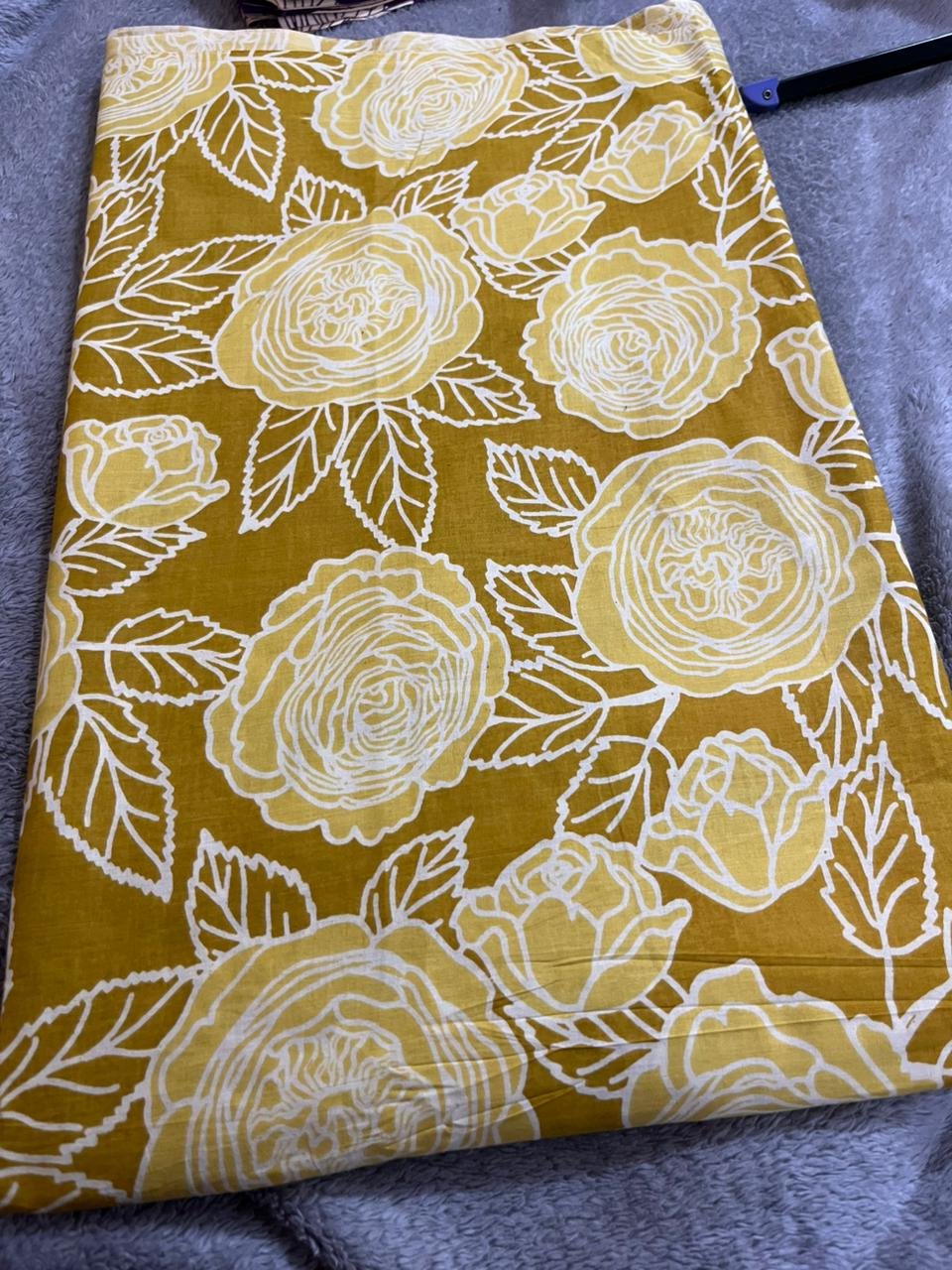 CAMBRIC COTTON PRINT (BIG PANNA)