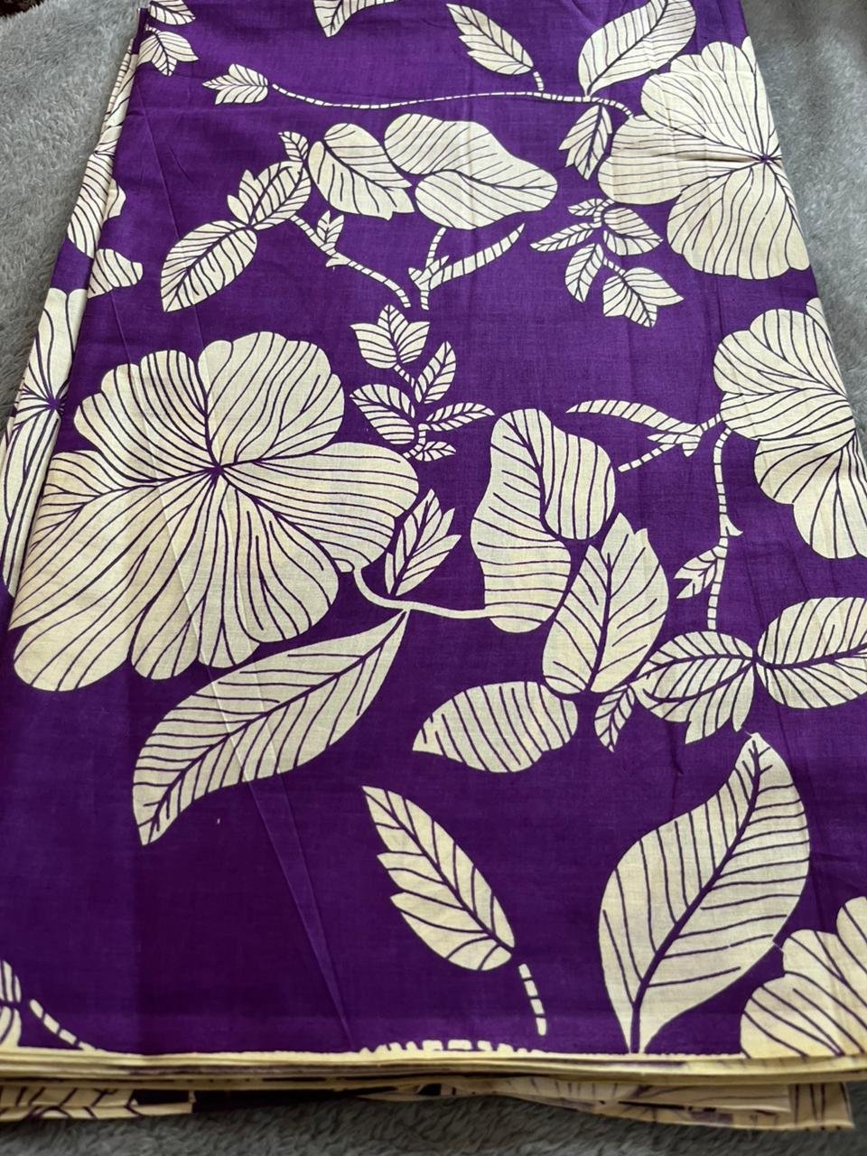 CAMBRIC COTTON PRINT (BIG PANNA)